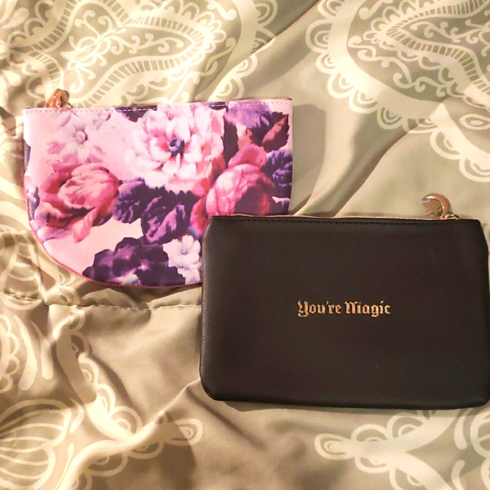 Cosmetic handbags